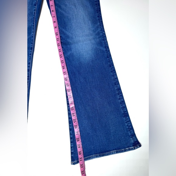 American Eagle Women's Super High Rise Flare Jeans Size- 10 Regular - Picture 7 of 11